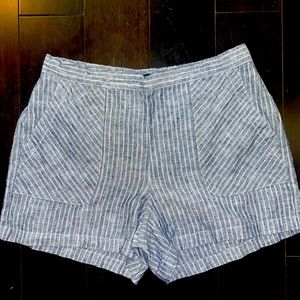 Ellen Tracy Linen Shorts